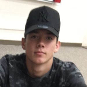 Meet your Posher, Adam